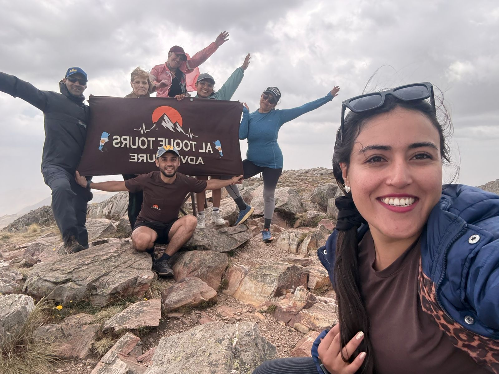 Foto Grupal Cumbre Cerro Tres Picos