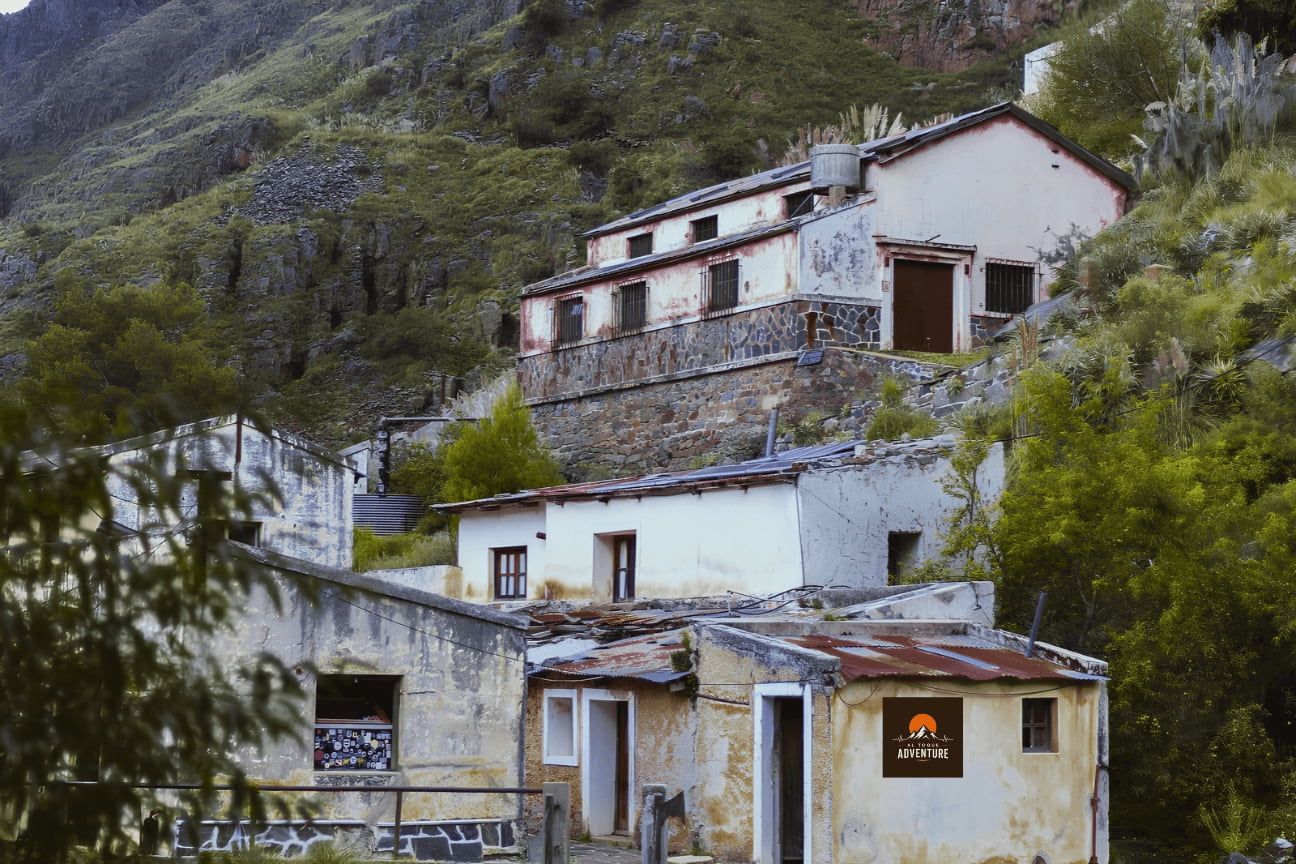 Pueblo Escondido